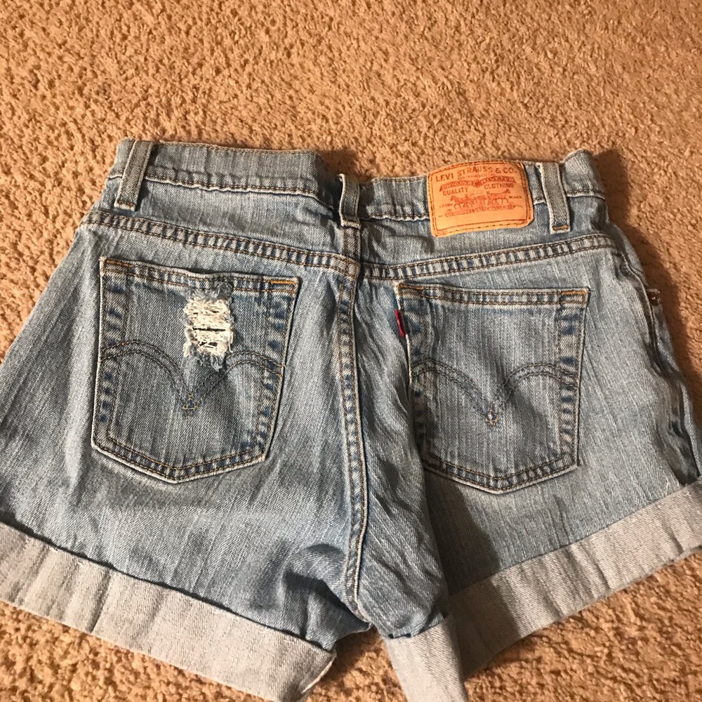 Levi’s shorts
